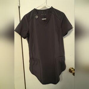 Infinity Cherokee 2-pocket Top